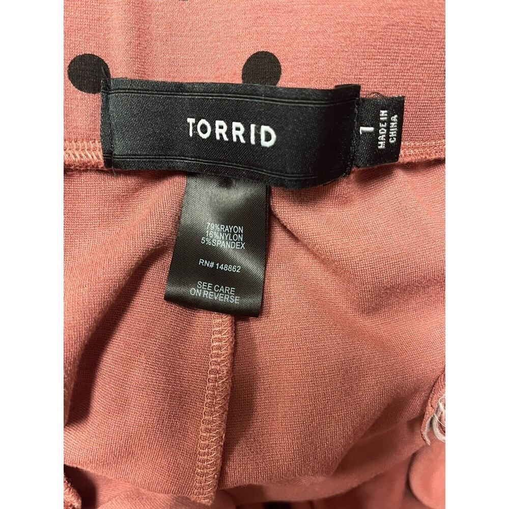 Torrid women's gaucho pants pink with black polka dot  size 1x - Picture 3 of 3